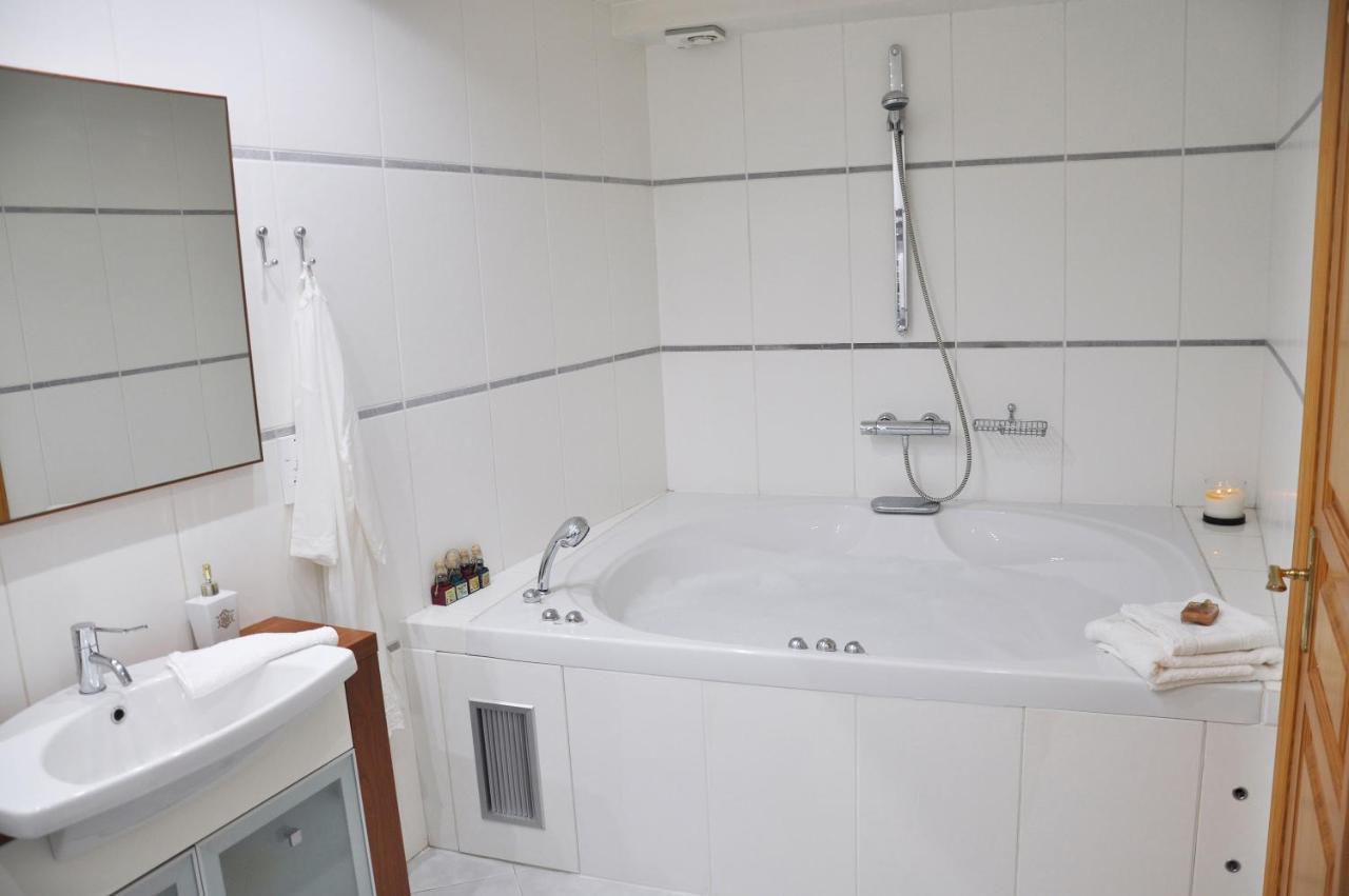 Jootiq Loft Apartment Vouliagméni Екстериор снимка